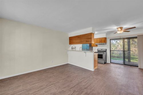 b-108 Hillside Cv, Elgin, TX, 78621-3069 | Card Image