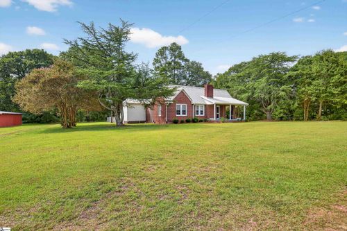 168 Davis Rd, Ware Shoals, SC, 29692-2805 | Card Image