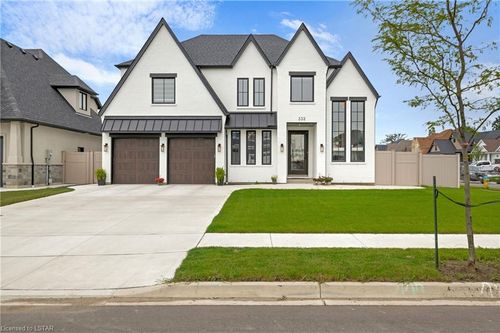 332 Christine Avenue, Belle River, ON, N0R1A0 | Card Image