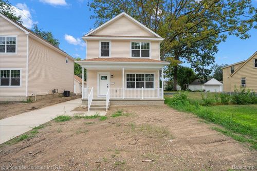 27824 Groveland St, Madison Heights, MI, 48071-3355 | Card Image