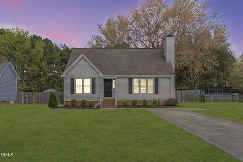 2816 Thurrock Dr, Apex, NC, 27539-8659 | Card Image