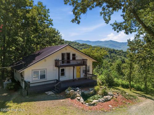 289 Bethabara Rd, Hayesville, NC, 28904-5201 | Card Image