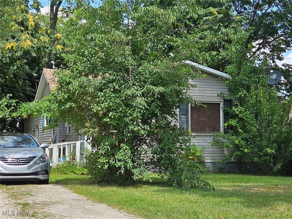 Mckinley Ave, Akron, OH 44306