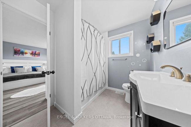 1456 Prestone Dr, House other with 3 bedrooms, 2 bathrooms and 2 parking in Orléans ON | Image 28