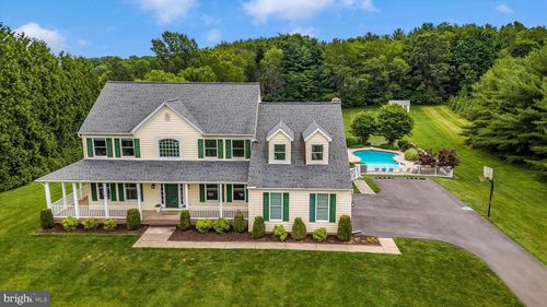 2851 Sommersby Rd, MOUNT AIRY, MD, 21771-8049 | Card Image