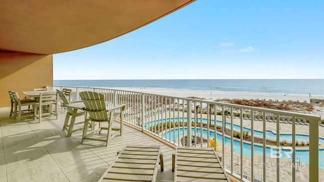 Balcony | Image 18
