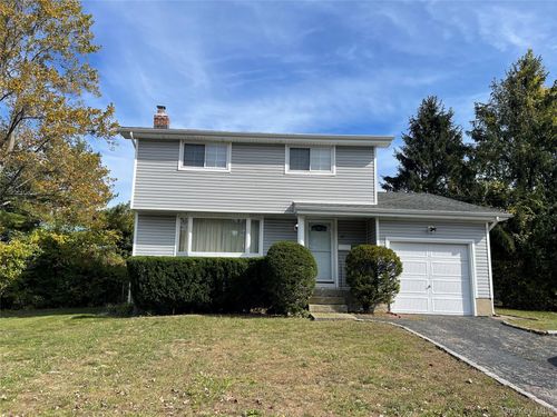 47 Ridge Rd, Wyandanch, NY, 11798-1030 | Card Image