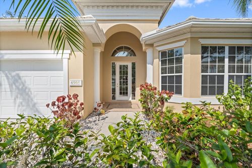 6905 Lennox Pl, University Pk, FL, 34201-2257 | Card Image