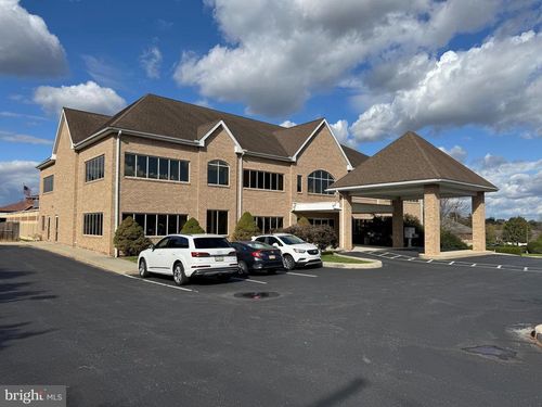 ste-302-90 Good Dr, Lancaster, PA, 17603-4360 | Card Image