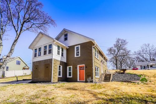 541 Canova Dr, Coventry Township, OH, 44319-1607 | Card Image