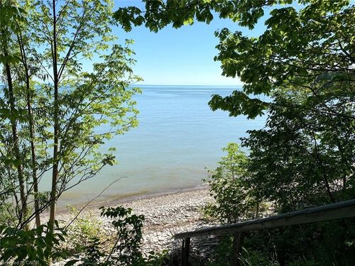 110 Old Lakeshore Rd, Port Dover, ON, N0A1N3 | Card Image