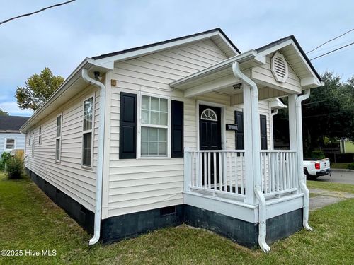1202 S 8th St, Wilmington, NC, 28401-5808 | Card Image