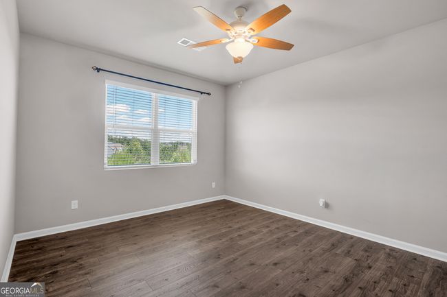 6872 Lake Overlook Ln, House other with 4 bedrooms, 2 bathrooms and 2 parking in Flowery Branch GA | Image 17