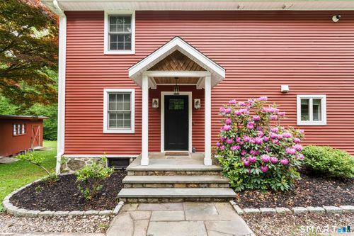 35 Armstrong Rd, Shelton, CT, 06484-6103 | Card Image