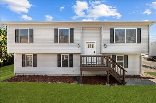 6 Annanias Avenue, Westerly, RI, 02891 | Card Image