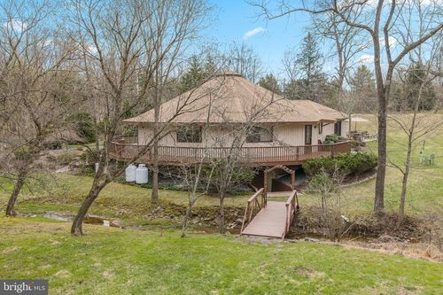 2119 S Sugan Rd, NEW HOPE, PA, 18938-1142 | Card Image