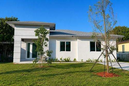 1-1311 Nw 52nd St, Miami, FL, 33142-3827 | Card Image