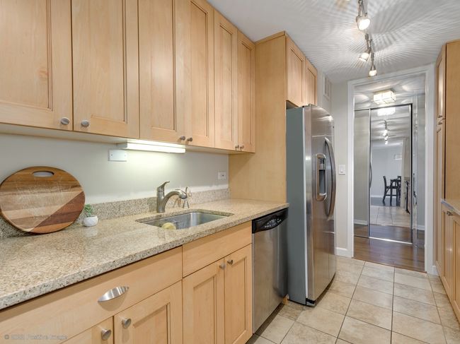 APT-3401 - 2626 N Lakeview Ave, Home with 2 bedrooms, 2 bathrooms and null parking in CHICAGO IL | Image 7