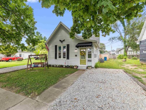 609 Walnut St, Rockport, IN, 47635-1364 | Card Image