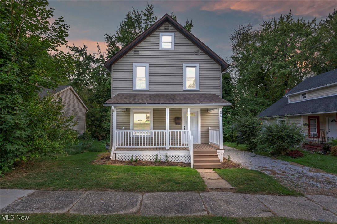 Paris Ave, Akron, OH 44301