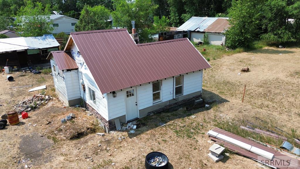 10th , Saint Anthony, ID 83445