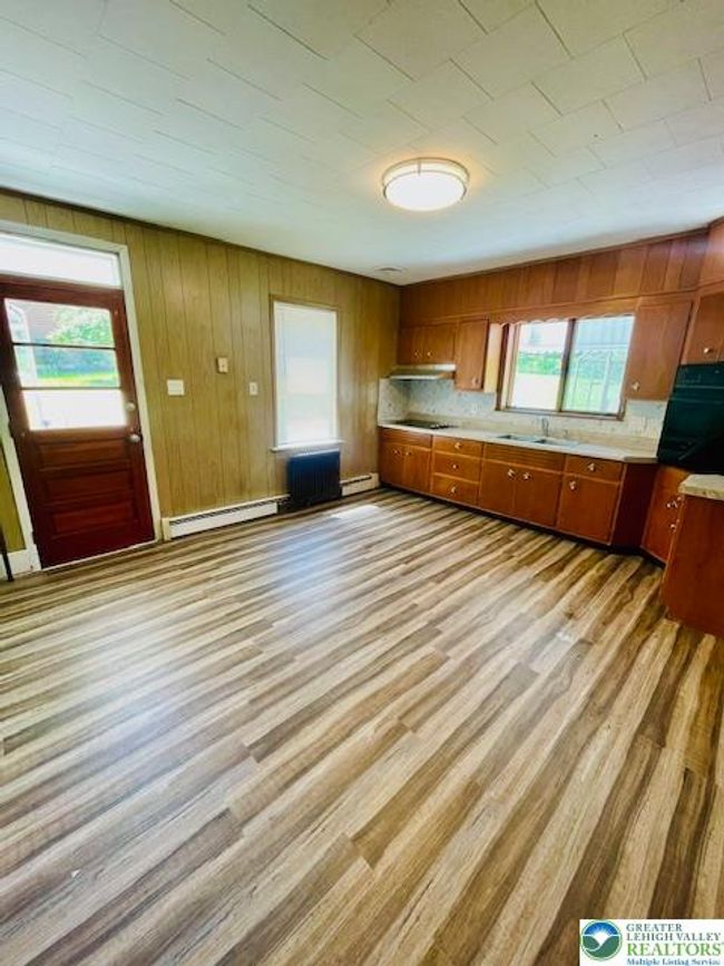 1911 Echo Rd, House other with 3 bedrooms, 2 bathrooms and null parking in Slatington PA | Image 11