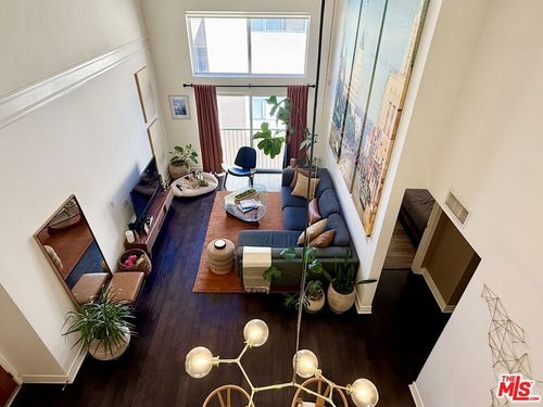 2-1353 N Fuller Avenue, Los Angeles, CA, 90046 | Card Image