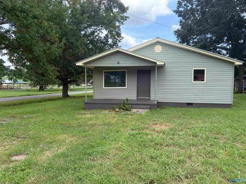 902 Aldhouse Ave, Bridgeport, AL, 35740-6238 | Card Image
