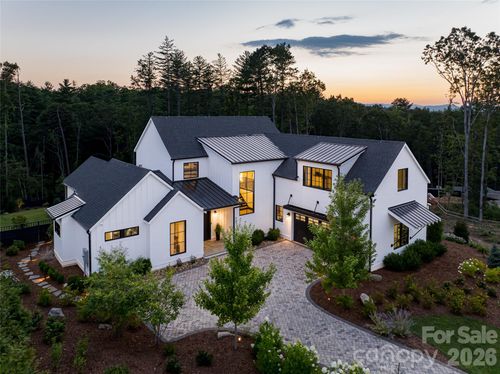 320 Flowering Vine Ct, Asheville, NC, 28803-0383 | Card Image