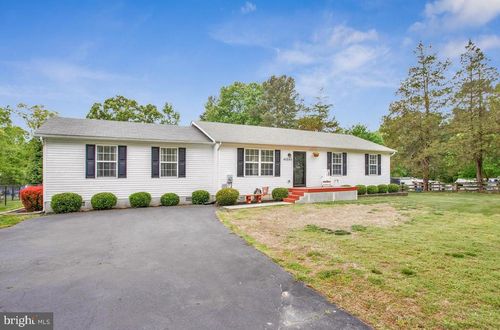 40295 Busy Corner Rd, LEONARDTOWN, MD, 20650-5505 | Card Image