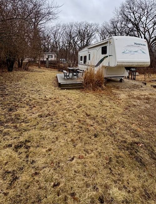 21/6 Woodhaven, Sublette, IL, 61367 | Card Image