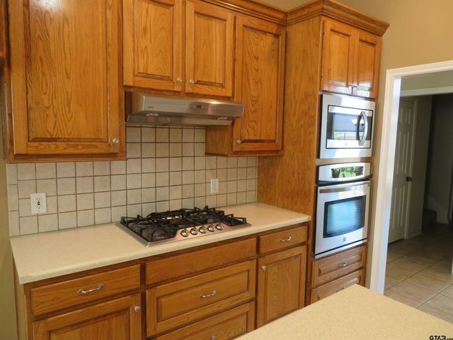 702 W Heritage Dr, House other with 4 bedrooms, 3 bathrooms and null parking in Tyler TX | Image 10