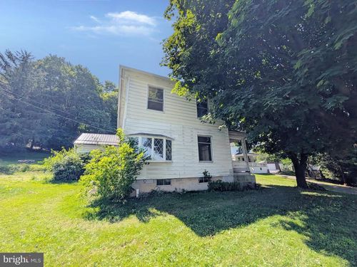 610 Saint Peters St, PETERSBURG, PA, 16669 | Card Image