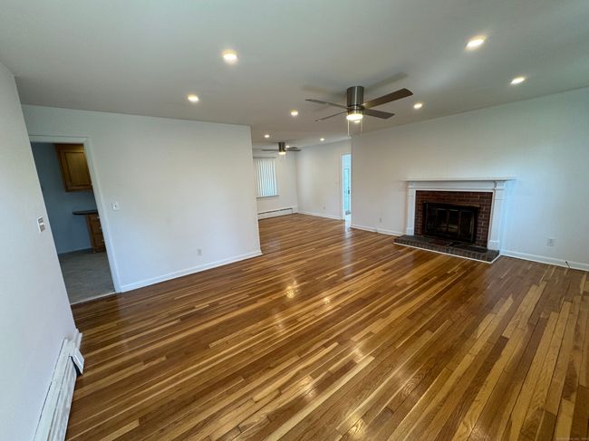 71 Schiller Rd, House other with 3 bedrooms, 2 bathrooms and null parking in Fairfield CT | Image 11