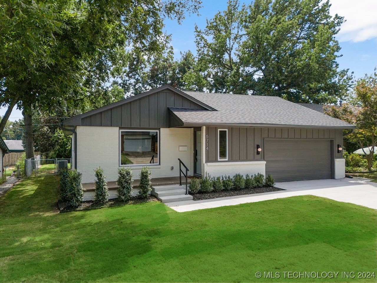 24th St, Tulsa, OK 74114
