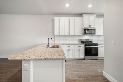 2375 Clubhouse Dr, Blanchard, OK, 73010-3535 | Card Image