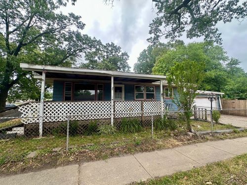 2501 Vermillion St, Lake Station, IN, 46405-2609 | Card Image