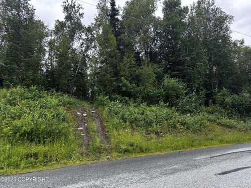 3240 N Snow Goose Dr, Wasilla, AK, 99654-2502 | Card Image