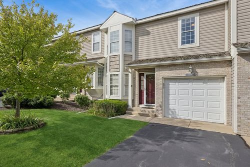 34313 Homestead Rd, Gurnee, IL, 60031-4207 | Card Image