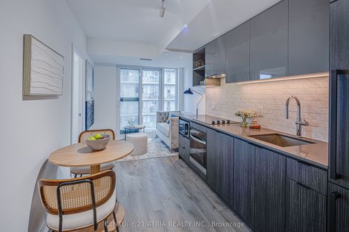 2308-252 Church St, Toronto, ON, M5B0E6 | Card Image