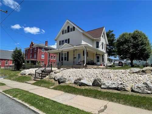 1219 3rd Street, North Catasauqua Bor, PA, 18032 | Card Image