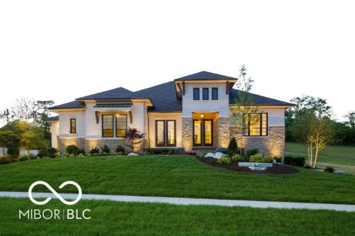 13855 Waterway Blvd, Fishers, IN, 46040-9442 | Card Image