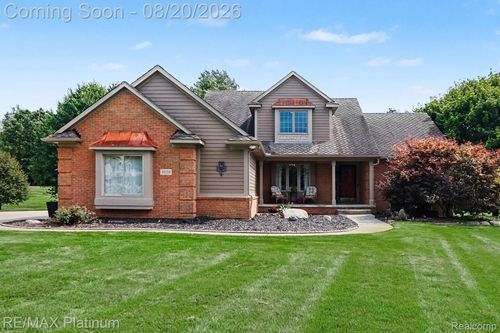 3020 Patriot Sq, Davisburg, MI, 48350-2241 | Card Image