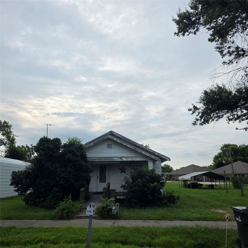 324-324 S Wewoka Avenue S, Claremore, OK, 74017 | Card Image