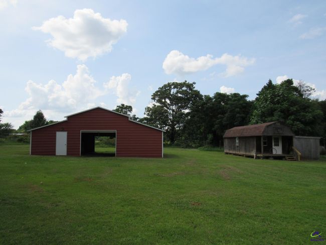 637 Grovania Rd, House other with 4 bedrooms, 2 bathrooms and null parking in Hawkinsville GA | Image 12