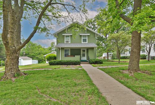 1041 5th St, Pawnee City, NE, 68420-2552 | Card Image