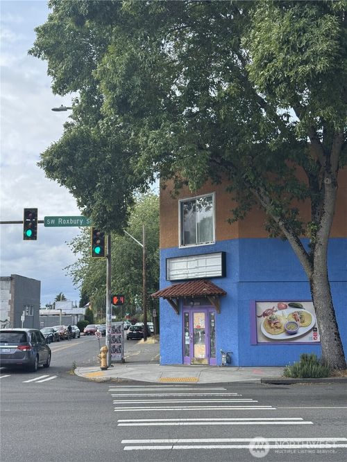 1620 Sw Roxbury St, Seattle, WA, 98106-2841 | Card Image