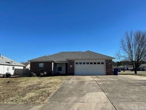 44 Magnolia Dr, Cabot, AR, 72023-8782 | Card Image