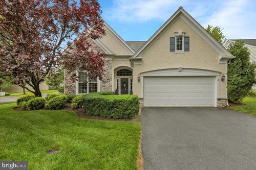 213 Aster Cir, KENNETT SQUARE, PA, 19348-1784 | Card Image