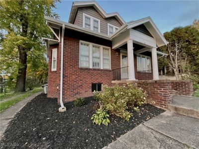 912 Robbins Avenue, House other with 4 bedrooms, 2 bathrooms and null parking in Niles OH | Image 1